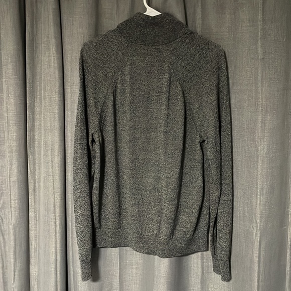 Men’s Wool Banana Republic zip sweater. Large - Picture 4 of 7